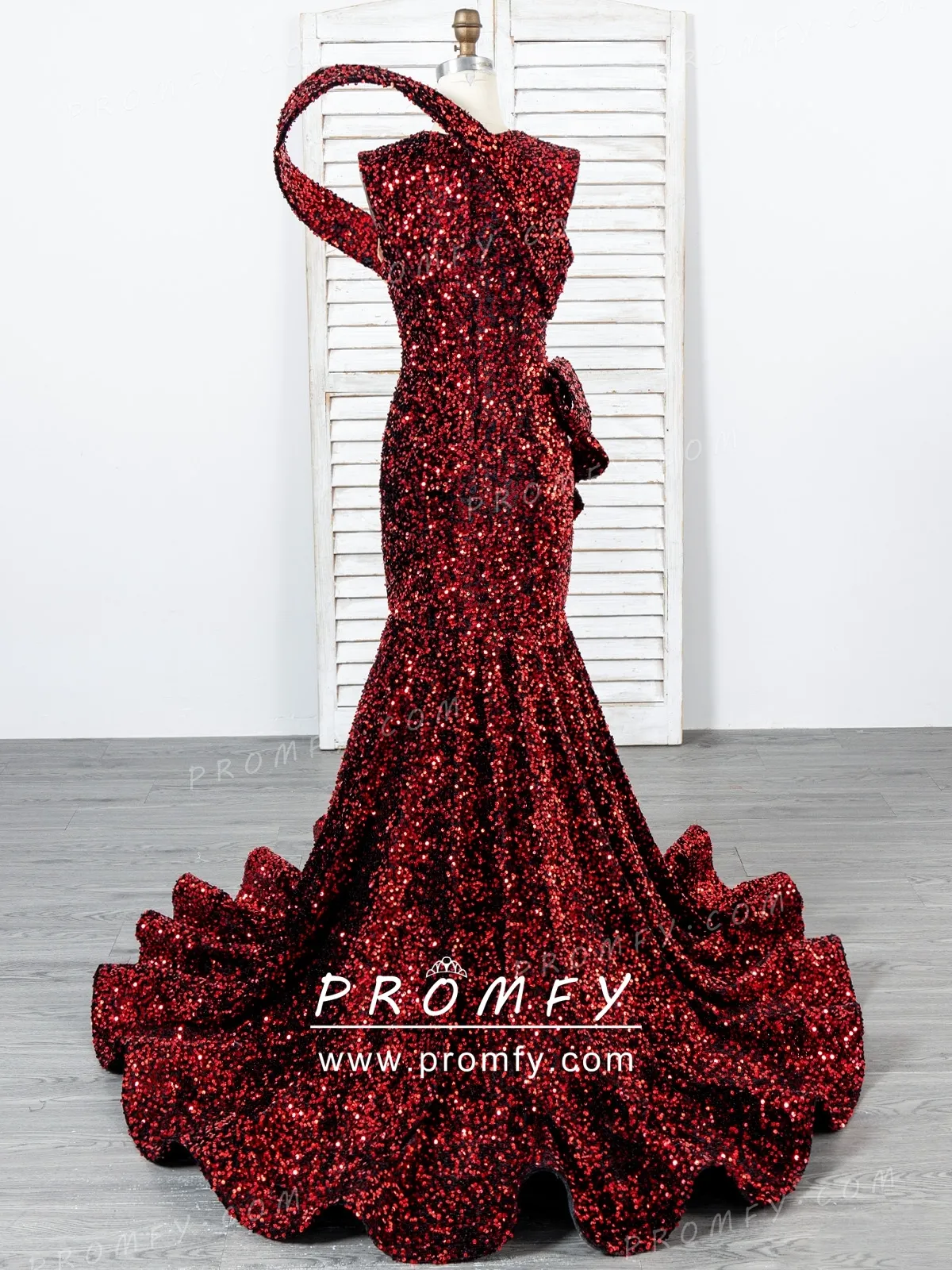 black red sequin single strap African American prom dress black red sequin single strap African American prom dress